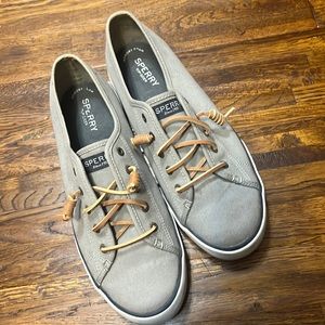 Sorry Top Slider Womans Size 9.5